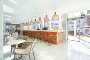 2 bar/lounge, bar tepi kolam renang