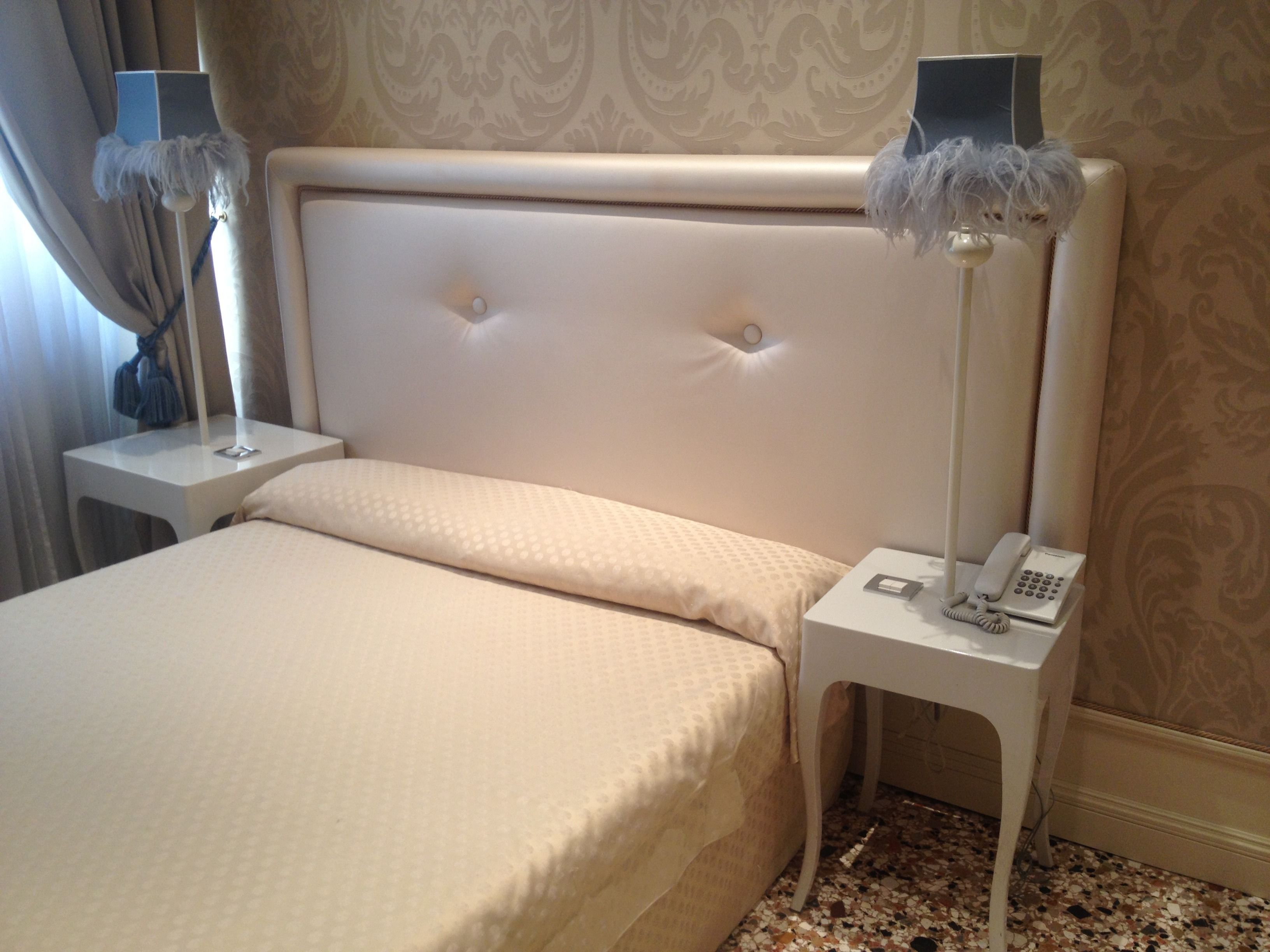 classic room | down duvets, minibar, in-room safe, desk