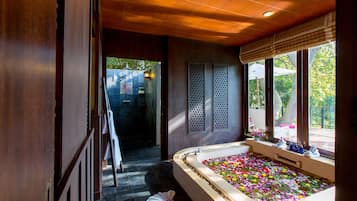 One Bedroom Pool Villa | Bathroom | Separate bathtub and shower, rainfall showerhead, free toiletries