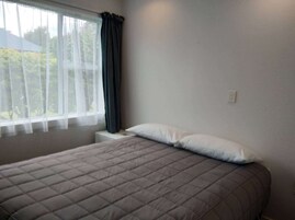 Standard Suite, 2 Bedrooms, Non Smoking, Kitchen | In-room safe, desk, iron/ironing board, free cribs/infant beds