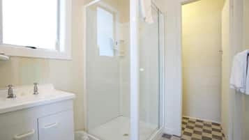Shower, free toiletries, hair dryer, towels
