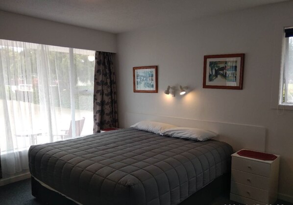 Studio Standard, non-fumeur, cuisinette (Studio Unit) | Coffre-fort, bureau, fer et planche à repasser, lit de bébé (gratuit)