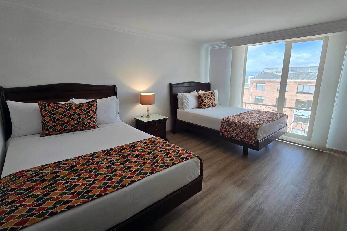 1 bedroom, premium bedding, minibar, in-room safe