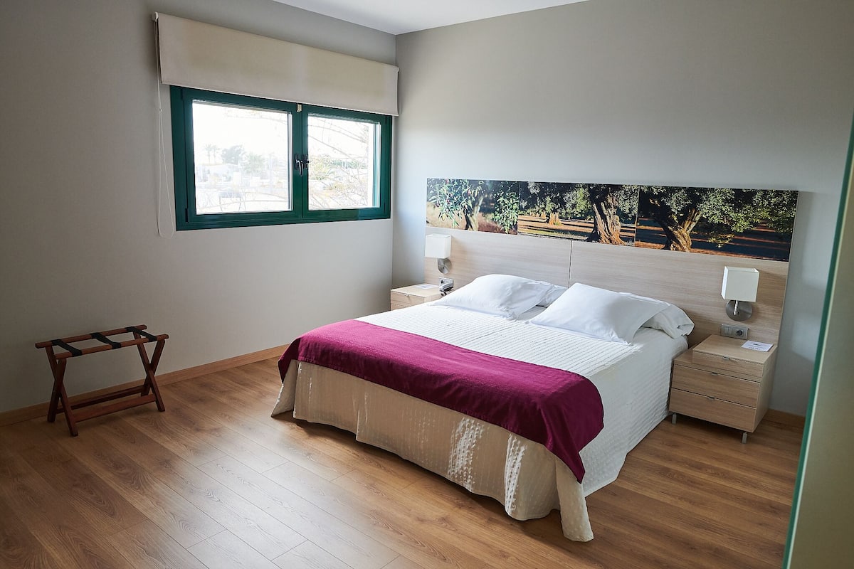 Superior Room | 1 bedroom, minibar, in-room safe, desk