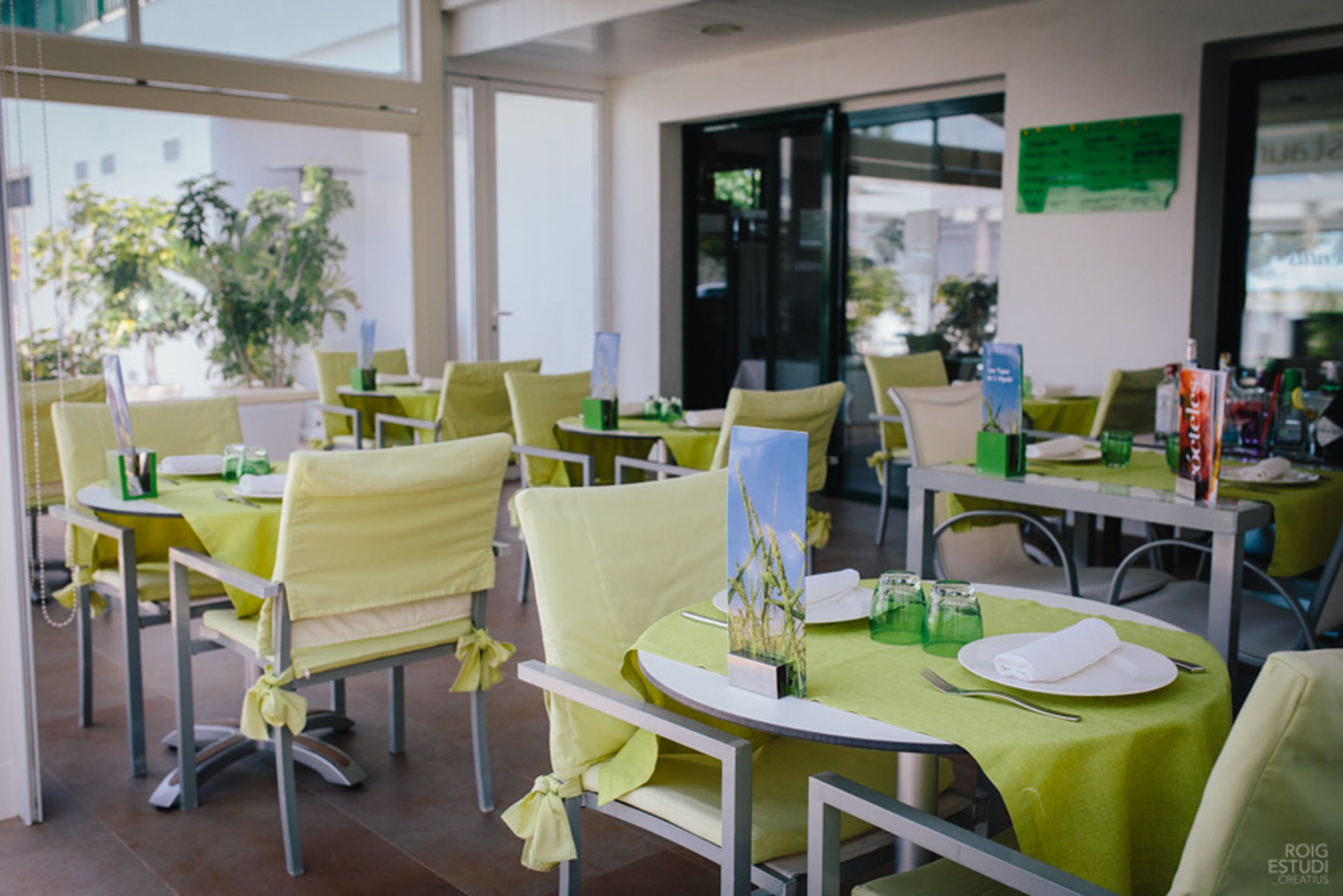 breakfast, lunch, dinner served; local cuisine