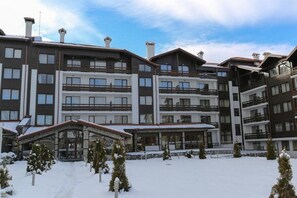 Exterior - Mountain Paradise By The Walnut Tree (Bansko)