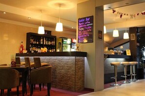 بار (في المنشاة)