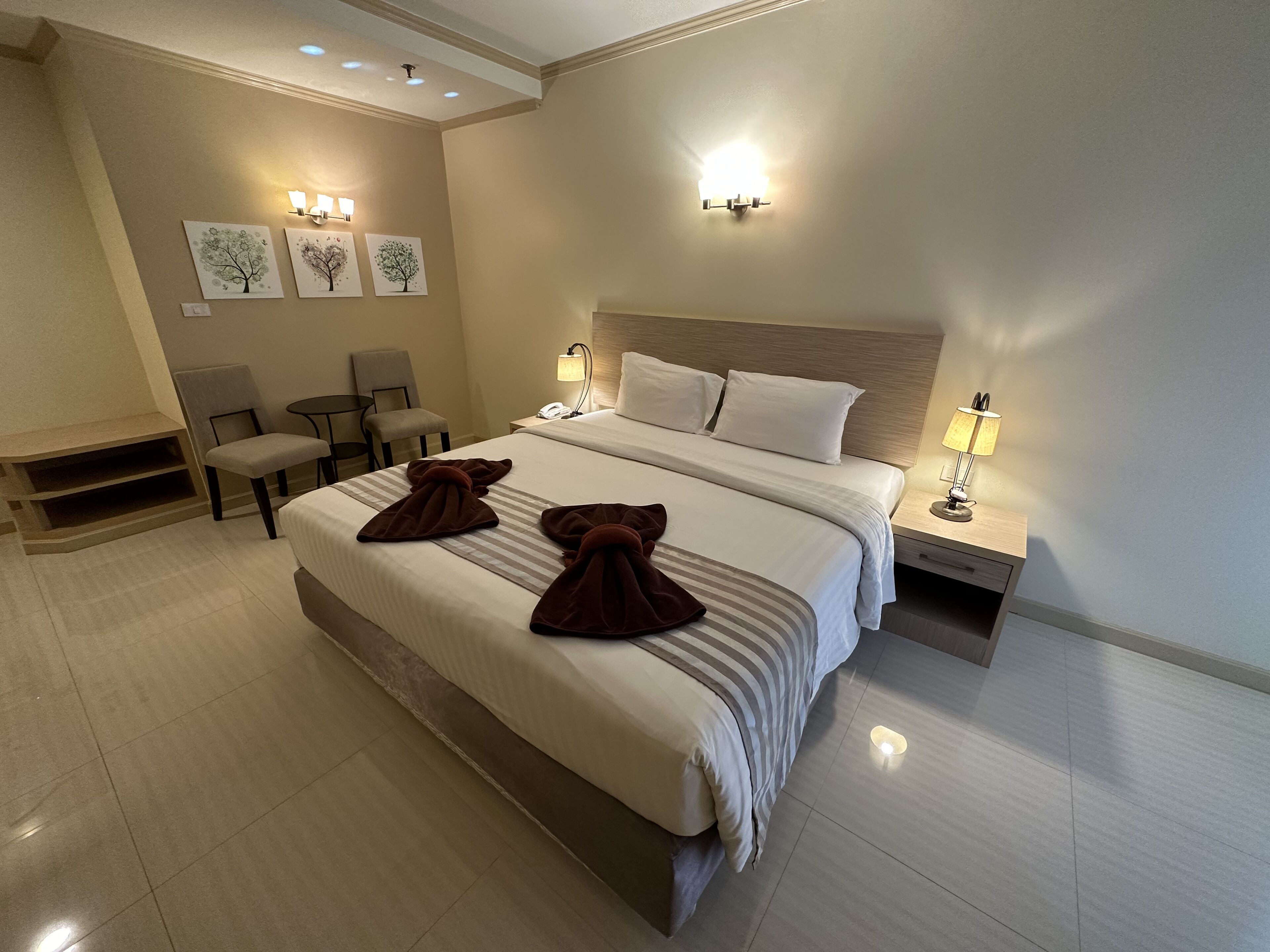 Foto - Thipurai City Hotel