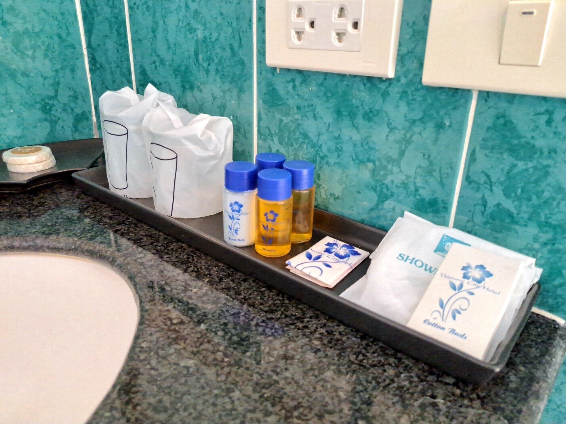 Foto - Thipurai City Hotel