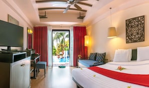 Deluxe Room, Pool Access | Minibar, in-room safe, desk, soundproofing - Krabi Chada Resort (Krabi)