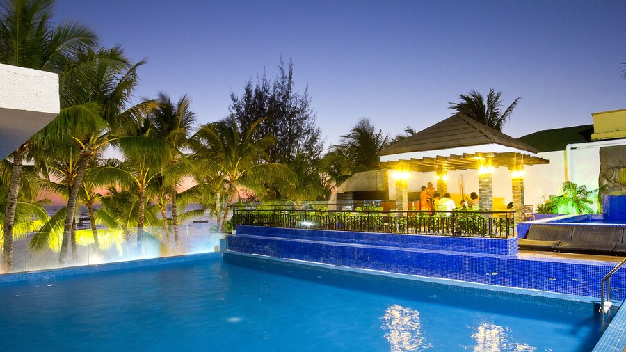 Crown Regency Beach Resort