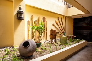 Interior - Crown Regency Beach Resort (Boracay Island)