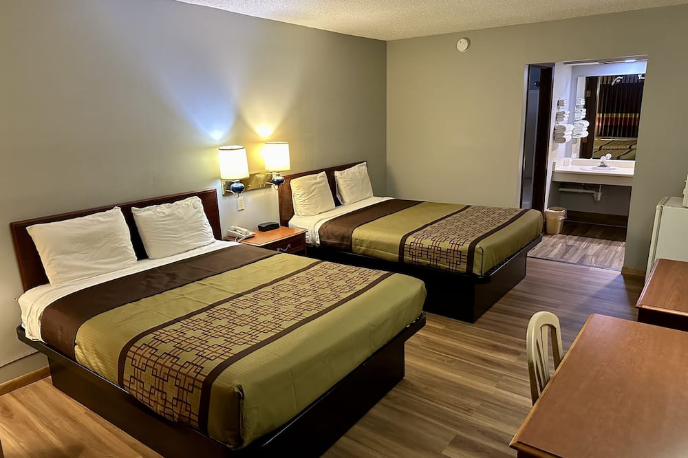 Thunderbird Motor Inn Baraboo