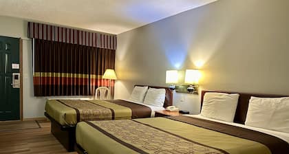 Thunderbird Motor Inn Baraboo