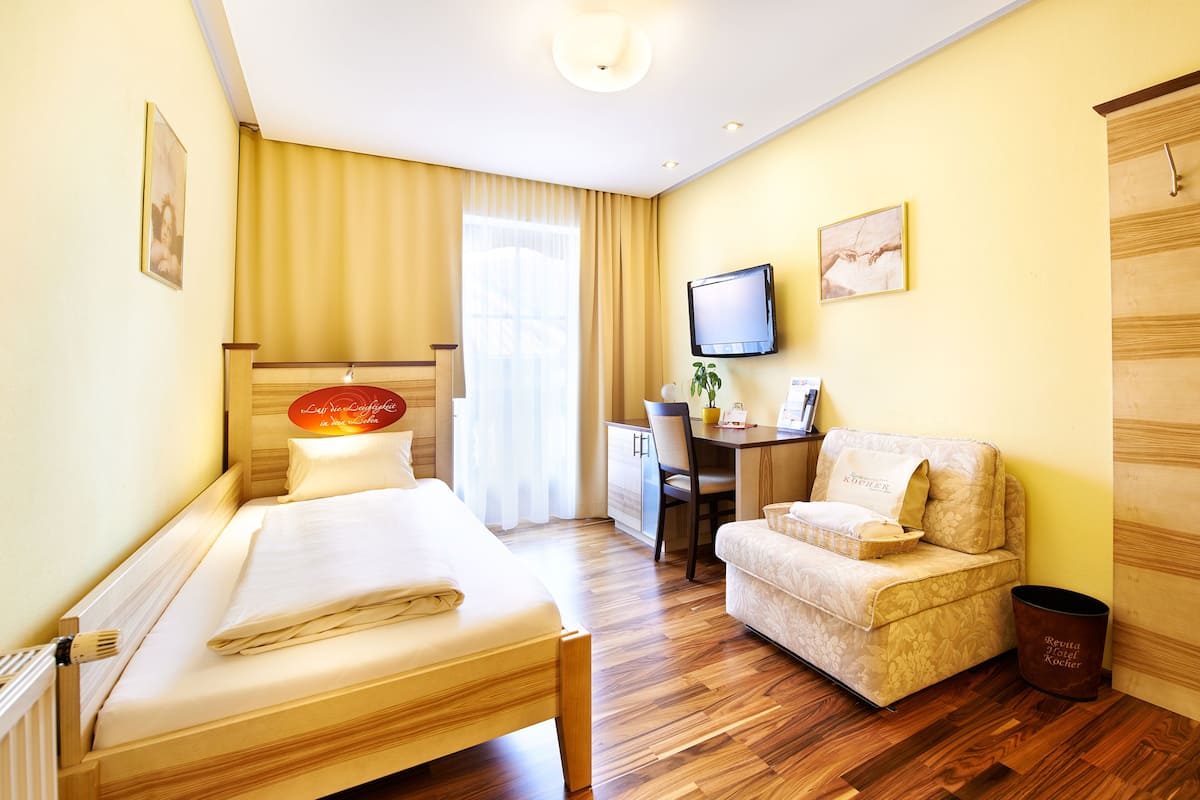 Phòng đơn | Bộ đồ giường kháng dị ứng, minibar, két bảo mật tại phòng, bàn 