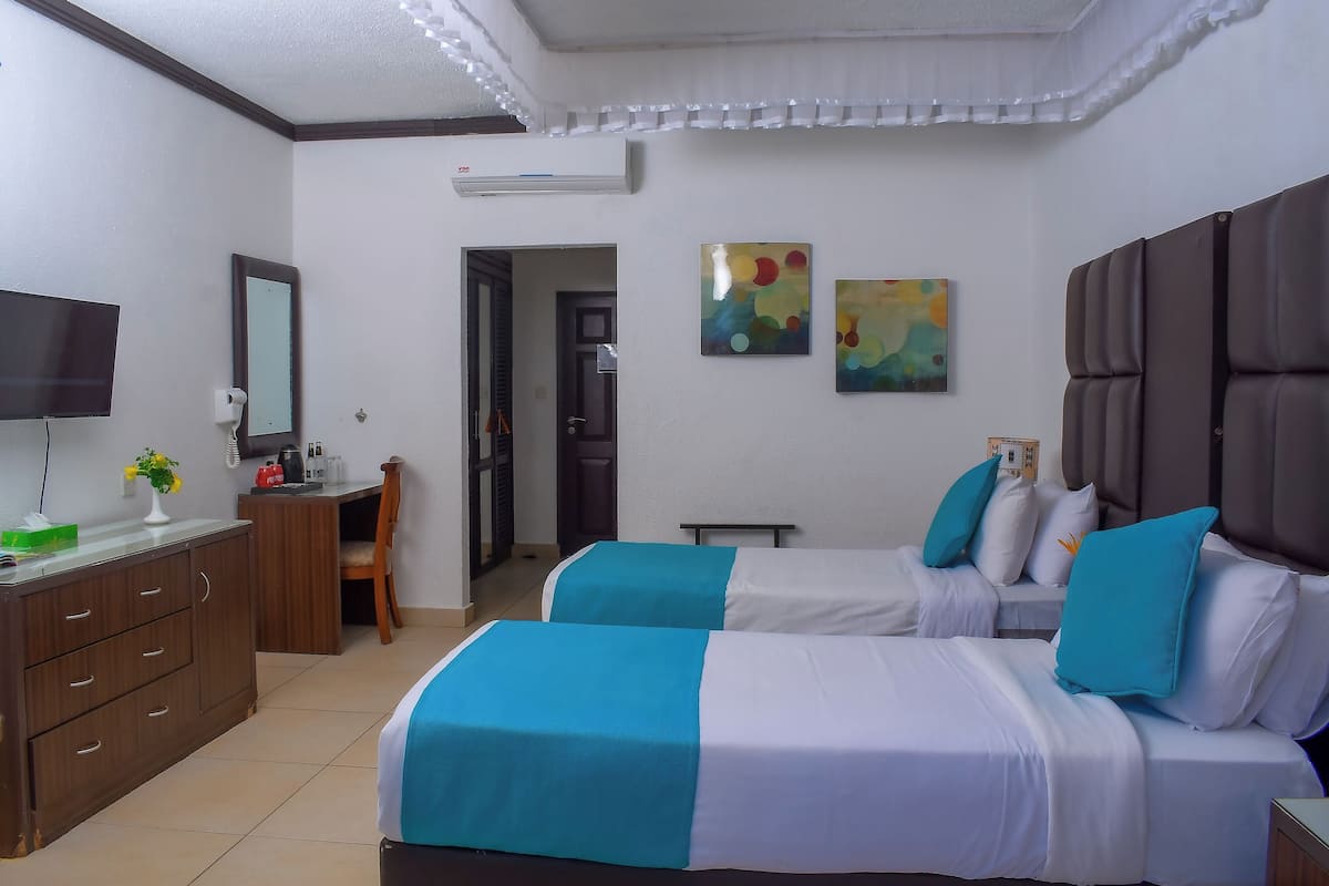 1 Schlafzimmer, hochwertige Bettwaren, Minibar, Zimmersafe