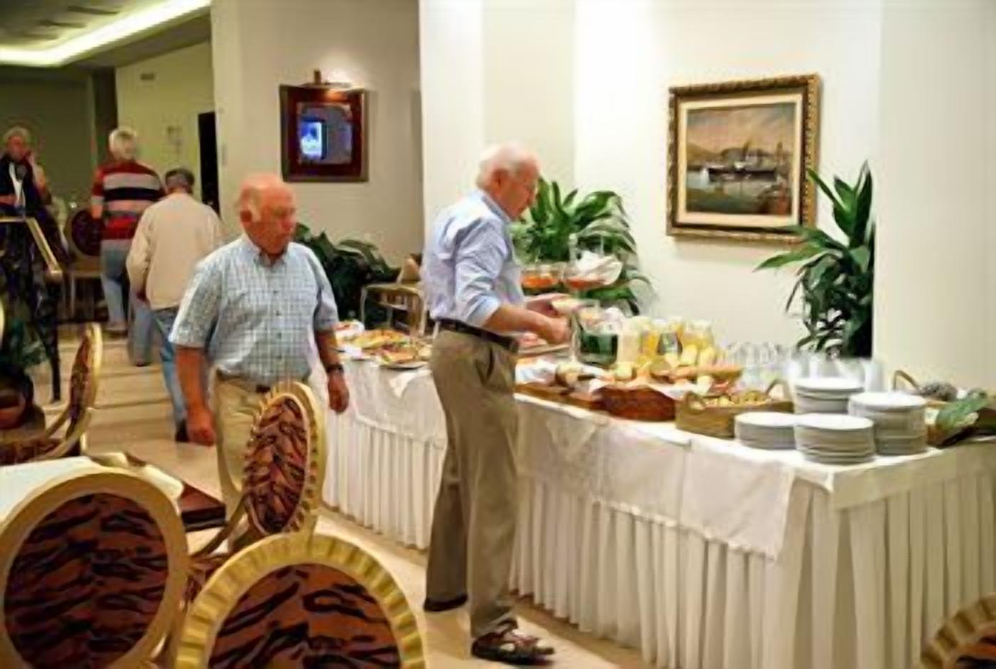 daily buffet breakfast (eur 7 per person)
