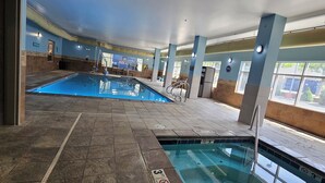 An indoor swimming pool with clear water, tiled floor, and a 3ft depth marker. - Holiday Inn Express Hotel & Suites Twin Falls by IHG (Twin Falls)