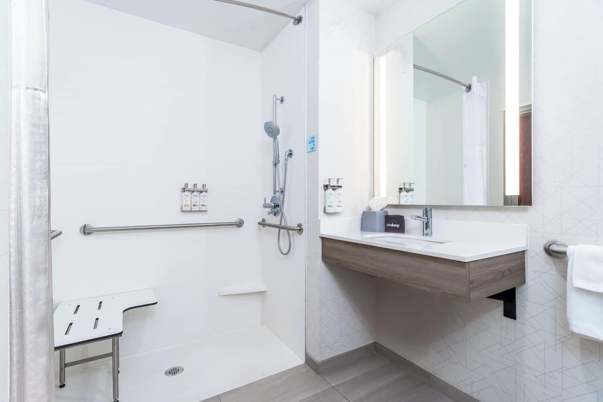 Room, 2 Queen Beds, Accessible, Non Smoking (Comm, Mobil, Roll Shwr) | Premium bedding, in-room safe, desk, laptop workspace