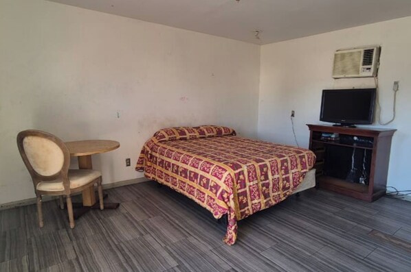 Kamer, 1 queensize bed, roken | Gratis wifi, beddengoed