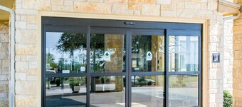 Sleep Inn & Suites Gonzales near Palmetto State Park