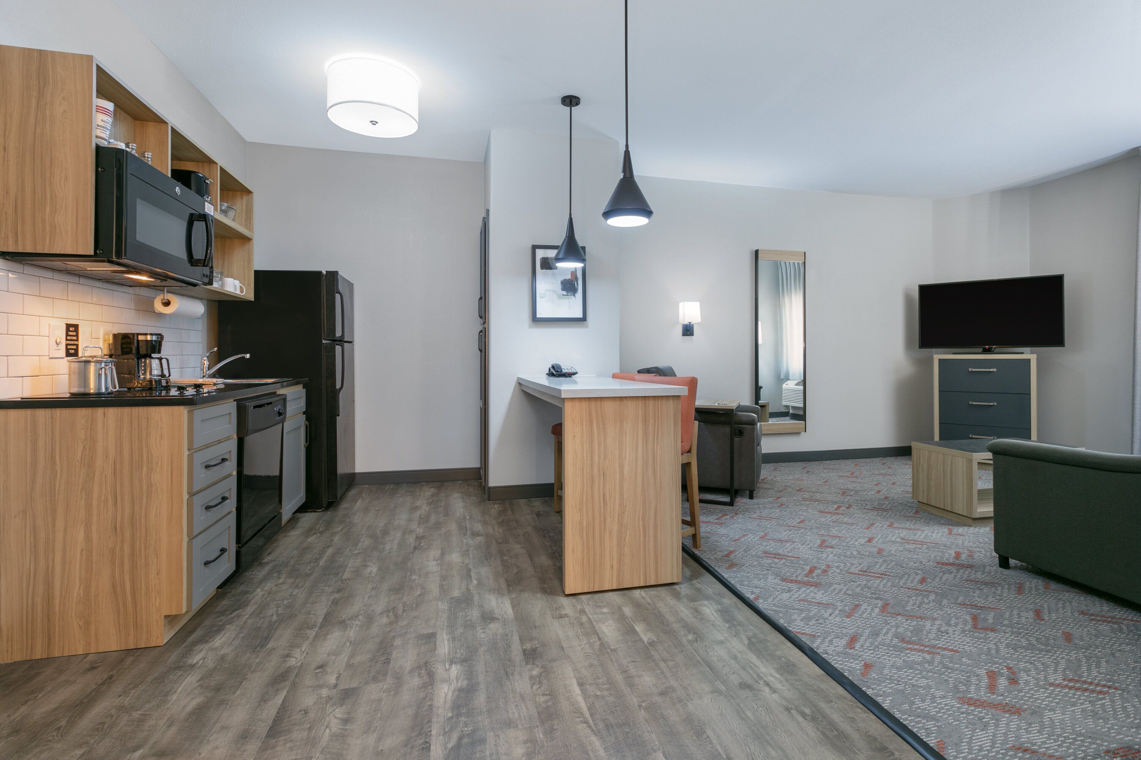 suite, 1 bedroom (1 king bed, sofa bed) | 1 bedroom, premium bedding, in-room safe, desk