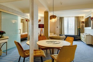 Apartment | In-room safe, desk, soundproofing, iron/ironing board - Park Hotel Diament Wroclaw (Wroclaw)