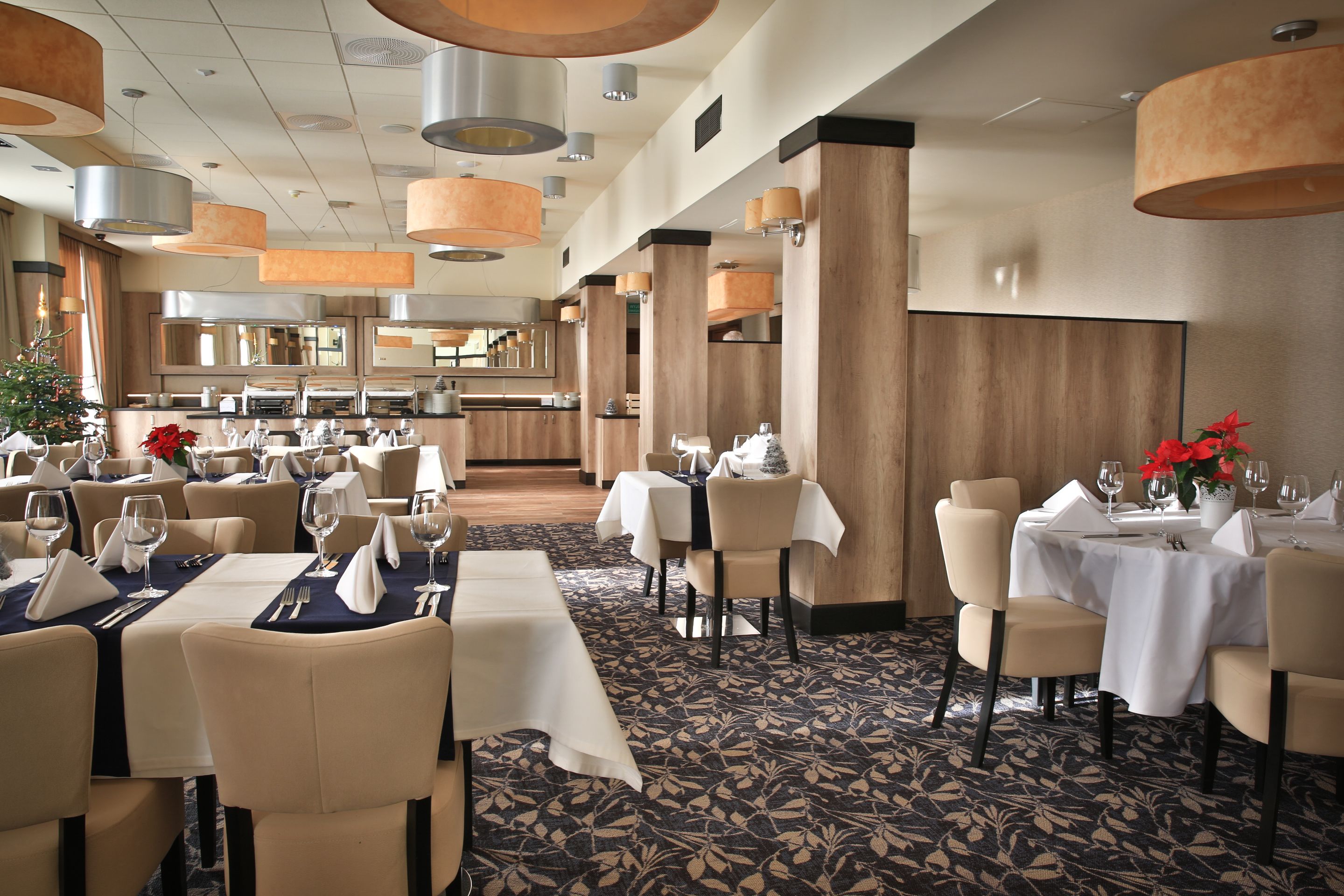 breakfast, lunch and dinner served