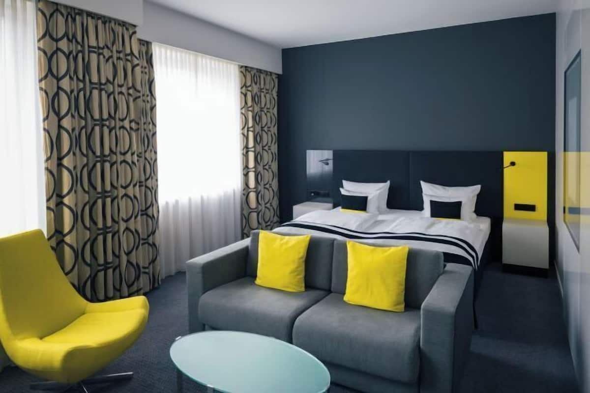 1 bedroom, in-room safe, desk, laptop workspace