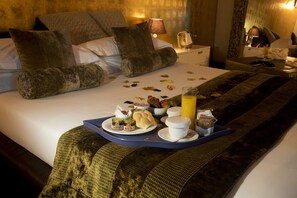 Room service – dining - OneMhotel (San Paolo)