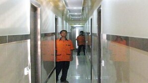 Hallway - Hotel Galaxy Residency (Mumbai)