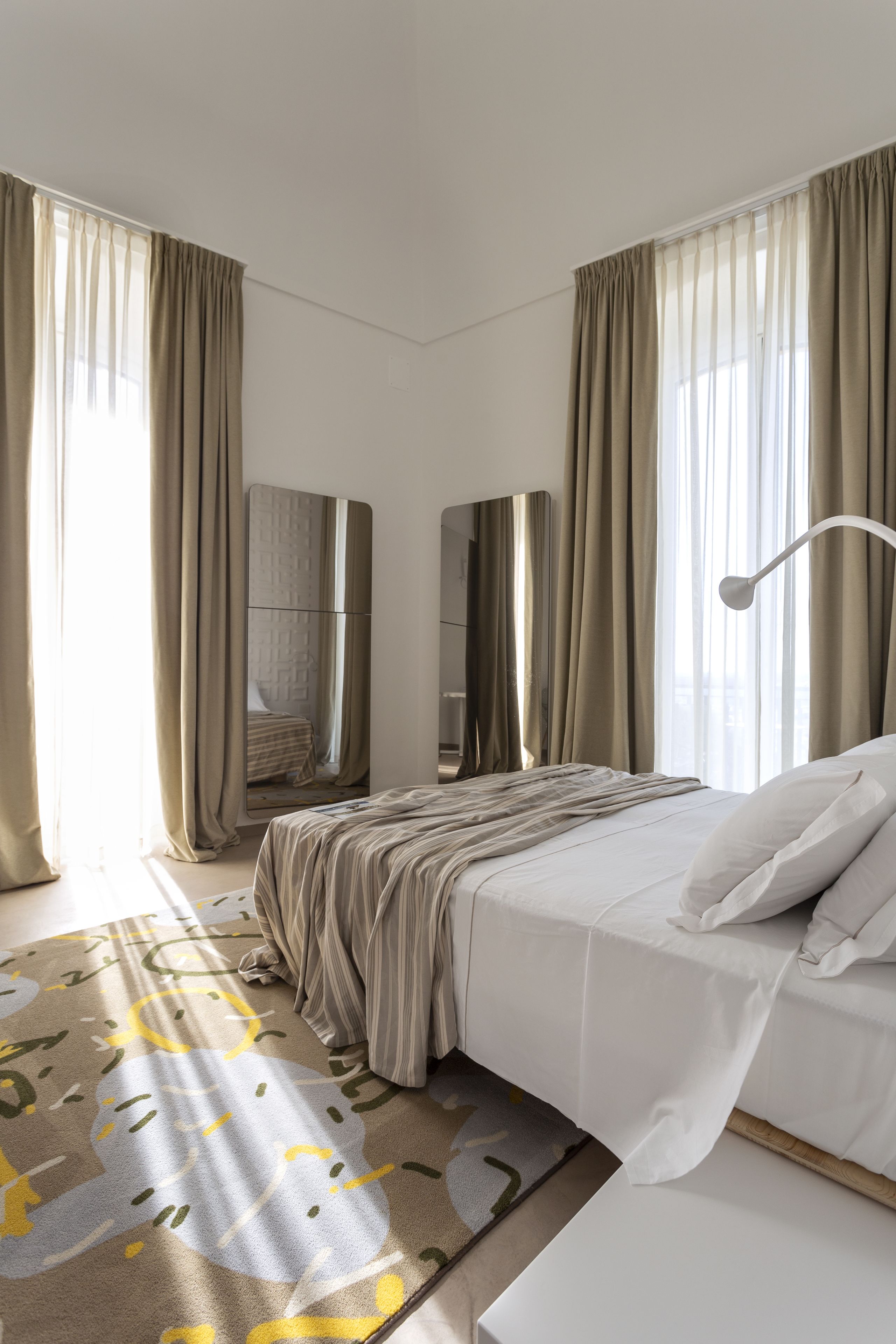 Double Room, 1 Queen Bed, Balcony, Sea View | Down comforters, minibar, in-room safe, individually furnished