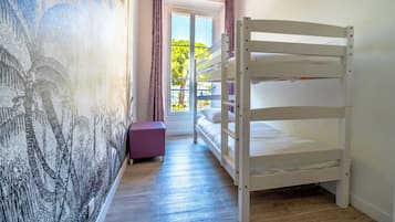 Familienzimmer, Verbindungszimmer | Schreibtisch, Verdunkelungsvorhänge, Bügeleisen/Bügelbrett