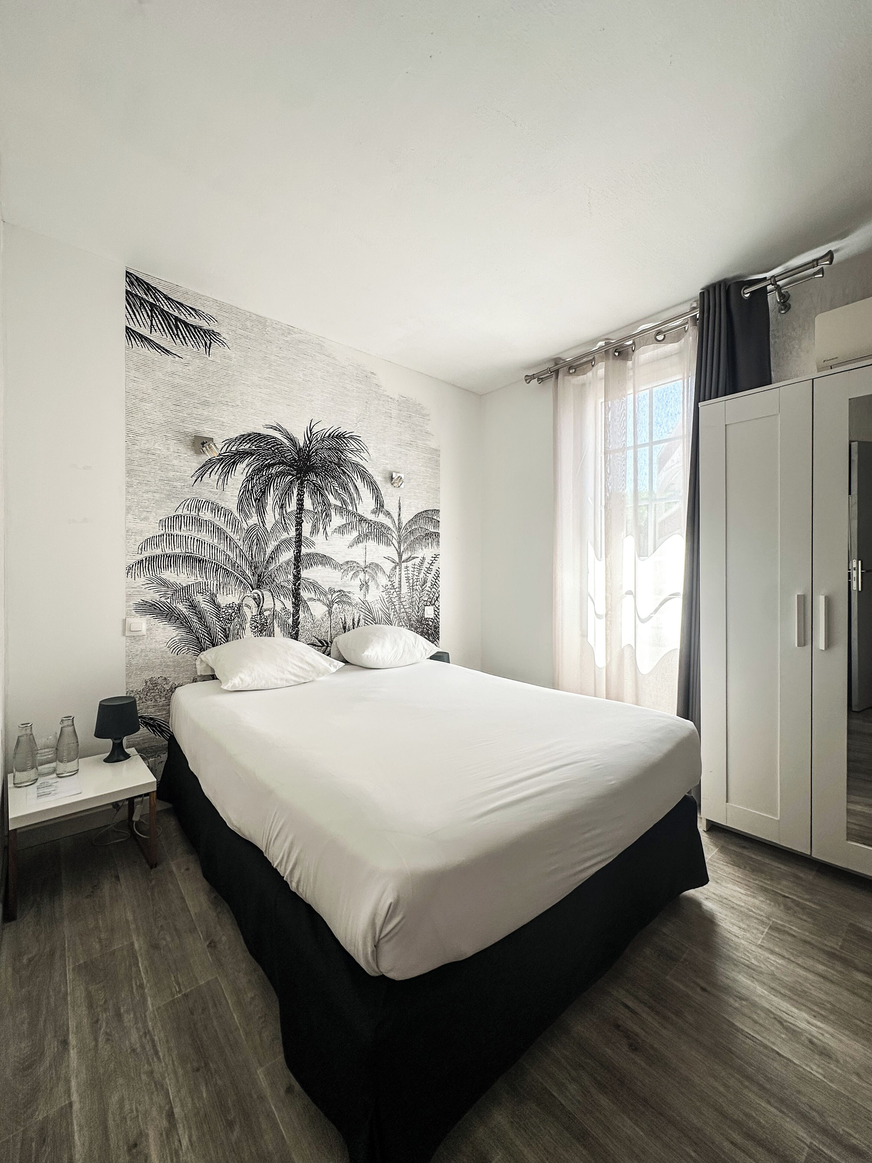 standard double room | desk, blackout curtains, iron/ironing board, free cots/infant beds