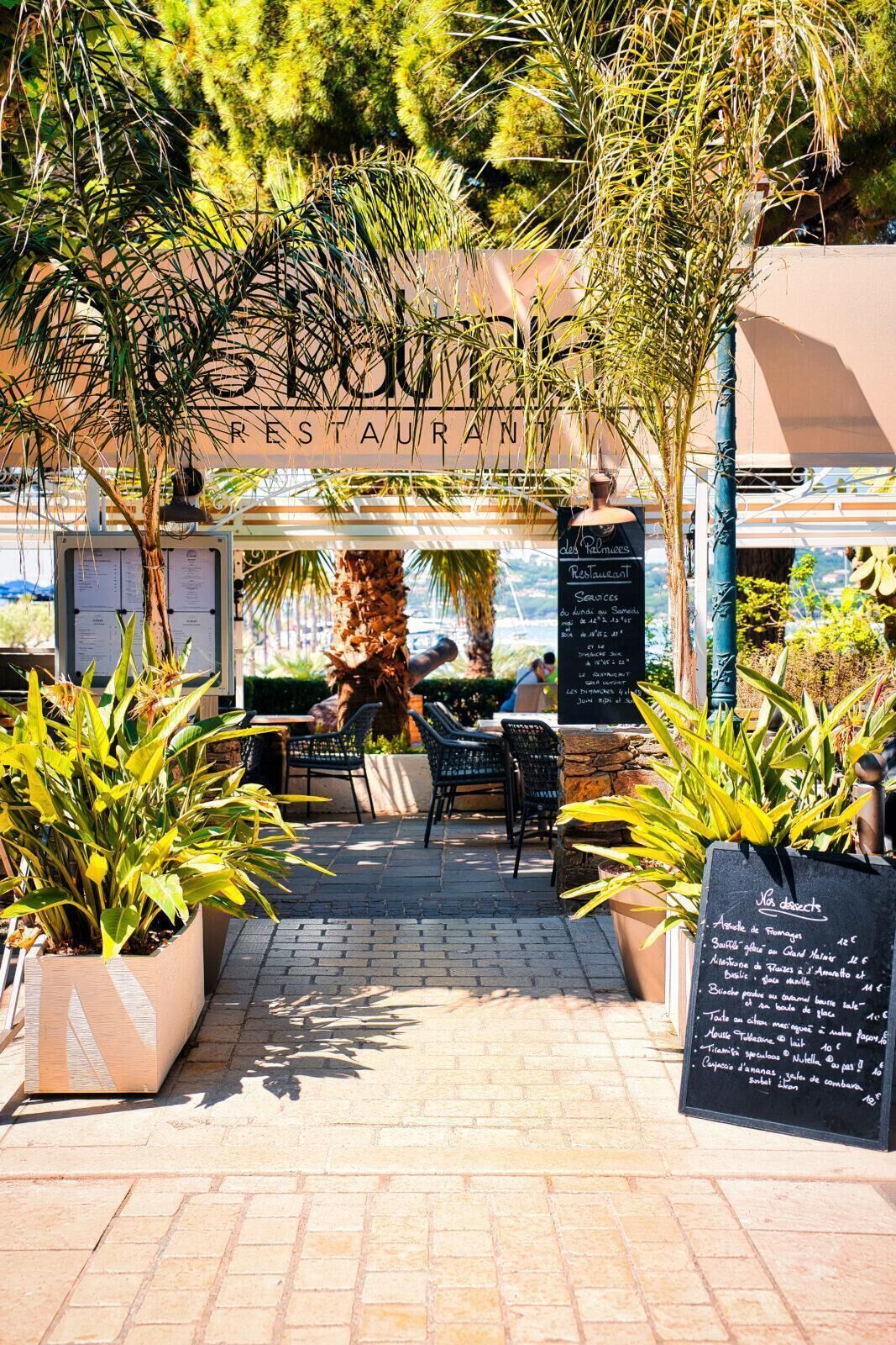 breakfast, lunch, dinner served; regional cuisine, sea views