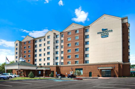 Homewood Suites by Hilton East Rutherford Meadowlands - Image 15