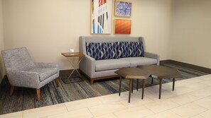 Interior entrance - Holiday Inn Express Hotel & Suites Vancouver Mall by IHG (Vancouver)