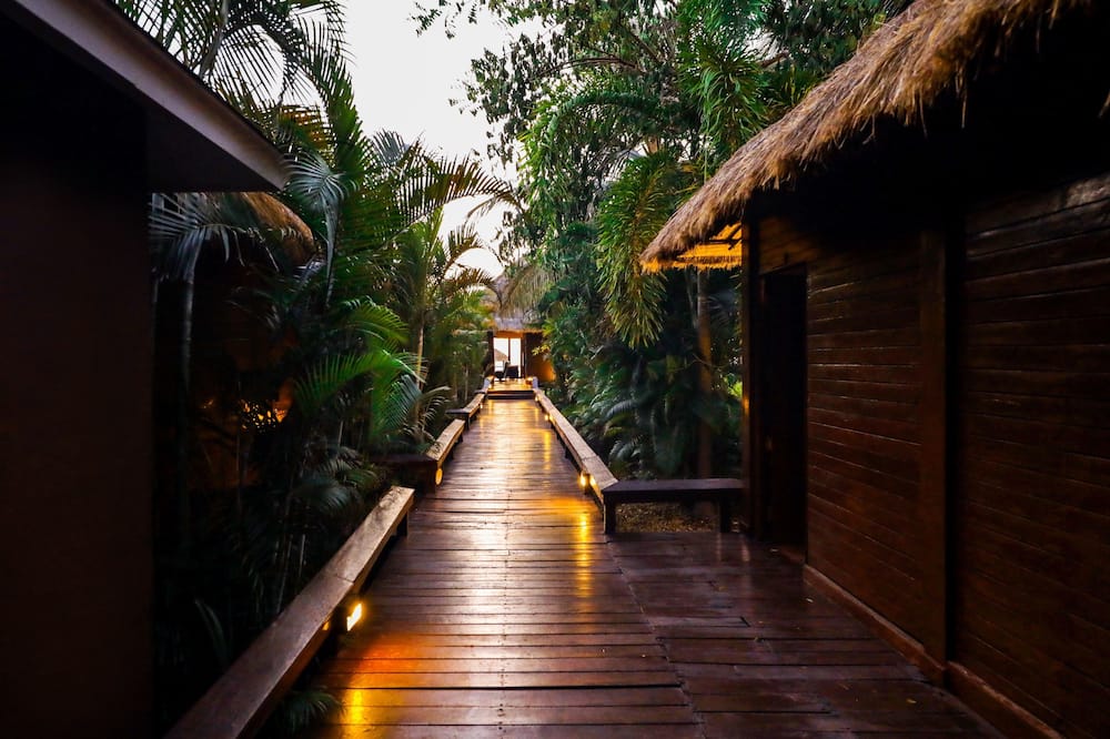 Blue Ocean The Fern Resort & Spa Ganpatipule, Series by Marriott