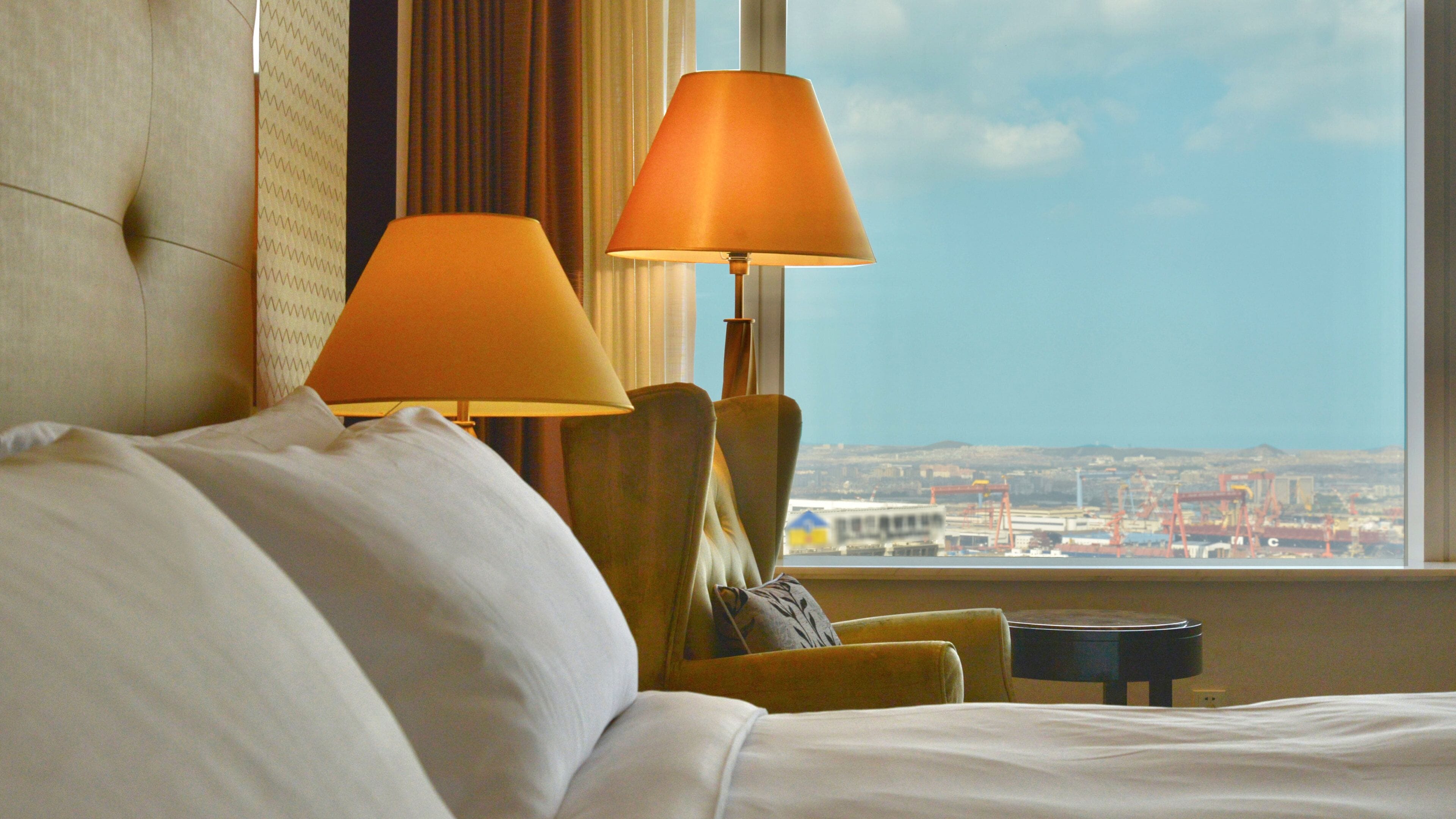 Down comforters, minibar, in-room safe, desk