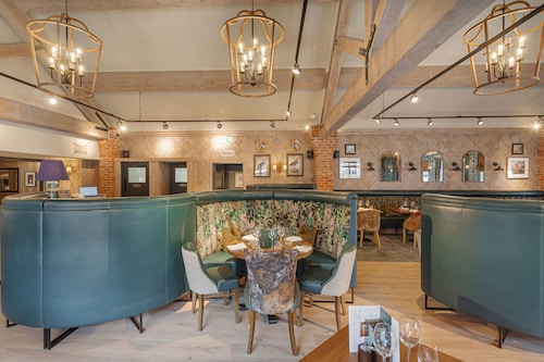 The George Hotel, Amesbury, Wiltshire