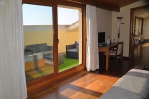 1 bedroom, minibar, in-room safe, individually decorated