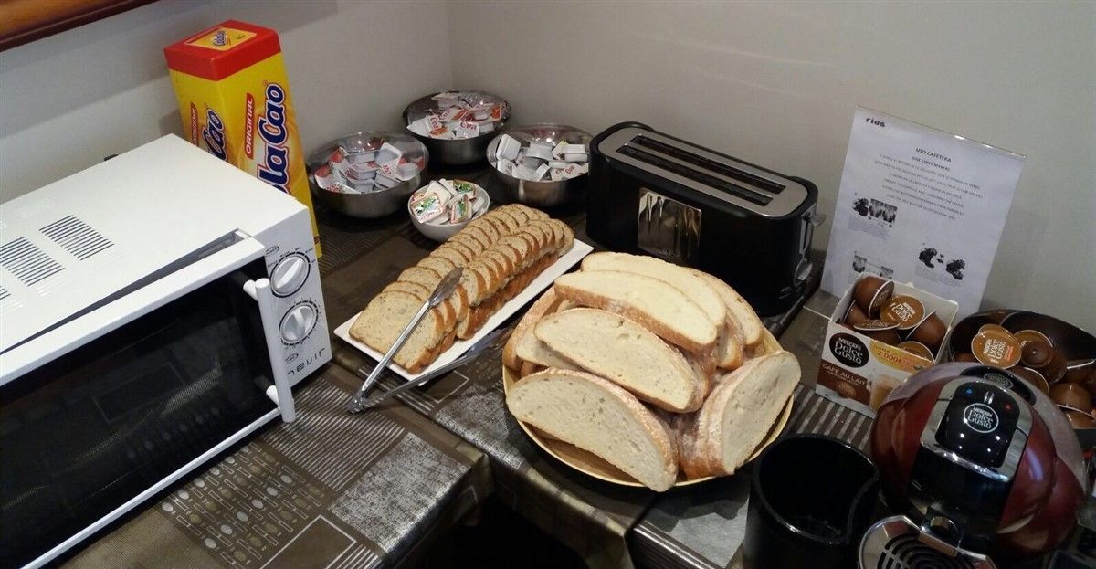 daily buffet breakfast for a fee