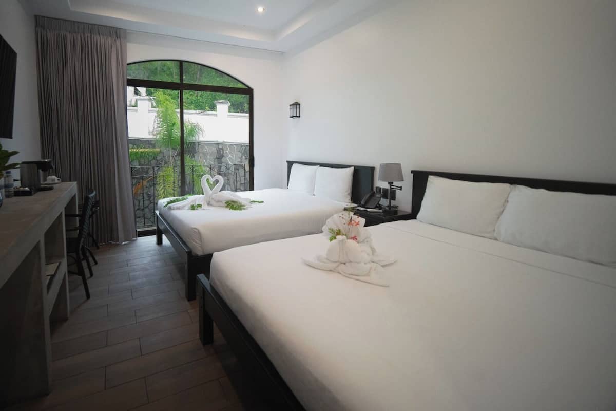 Standard Interior | Ropa de cama de alta calidad y edredones de plumas