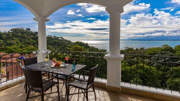 Studio Suite Ocean View | Näkymä rannalle/valtamerelle