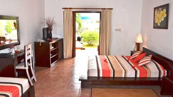 1 bedroom, minibar, in-room safe, desk