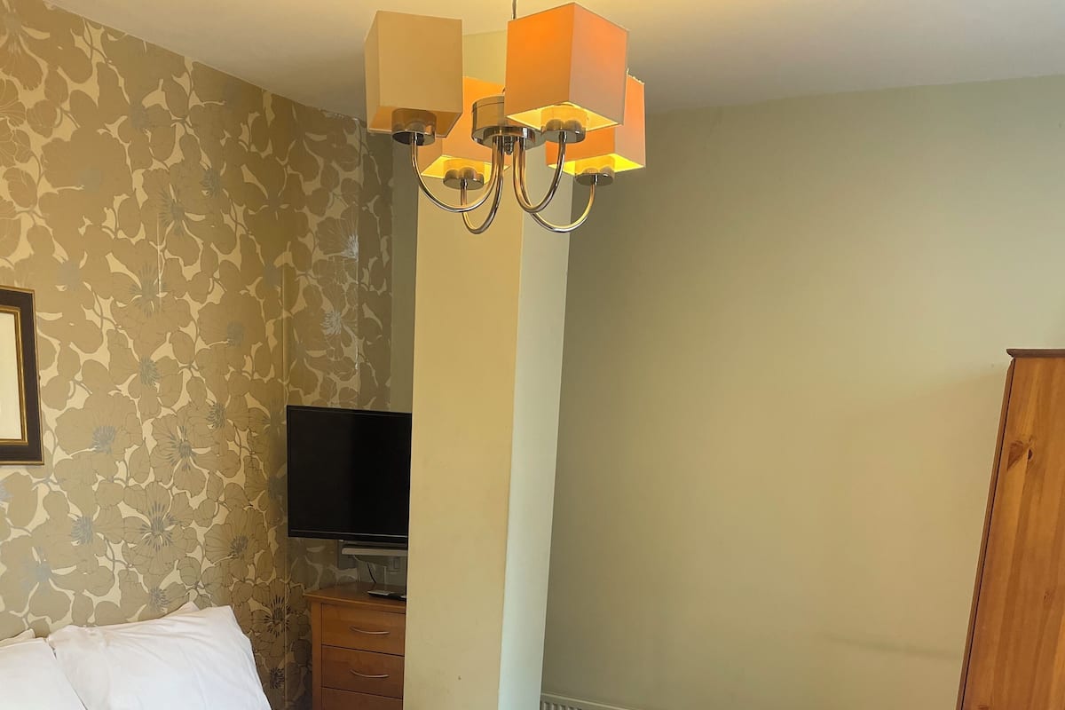 Basic Double Room | 1 bedroom, individually decorated, individually furnished