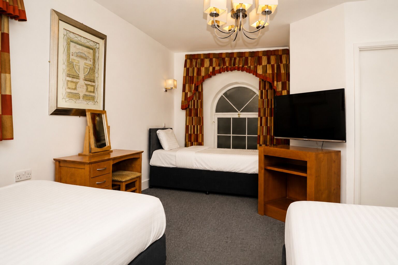 Photo - Hotel 1843 Reading