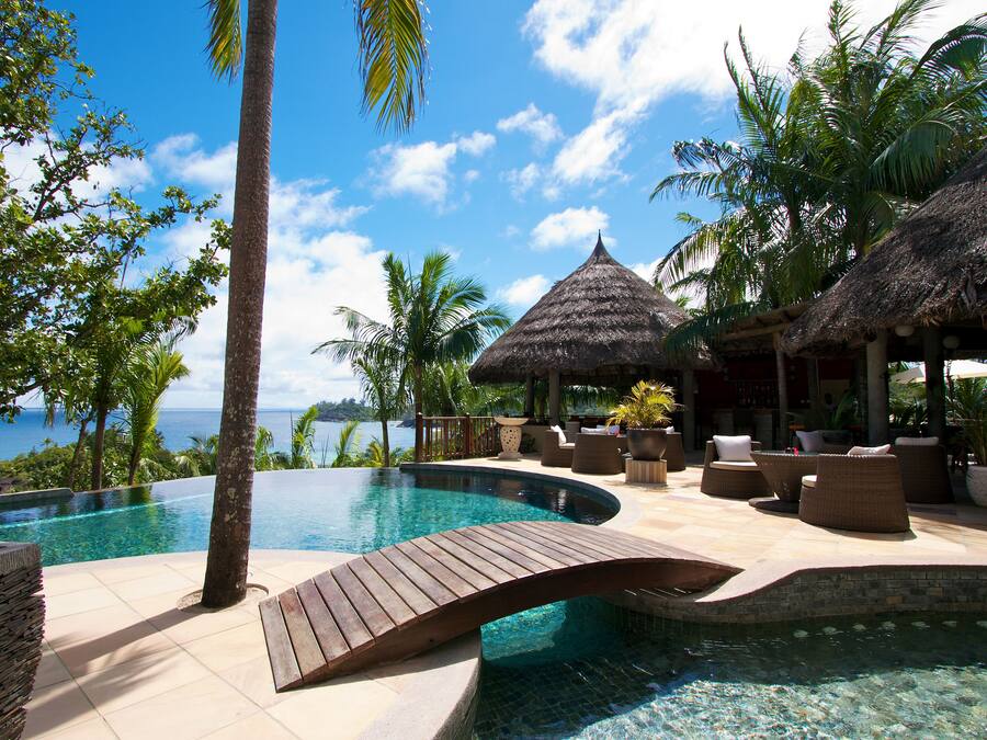 2 outdoor pools, pool umbrellas, pool loungers