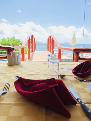Dining - Patatran Village (La Digue)