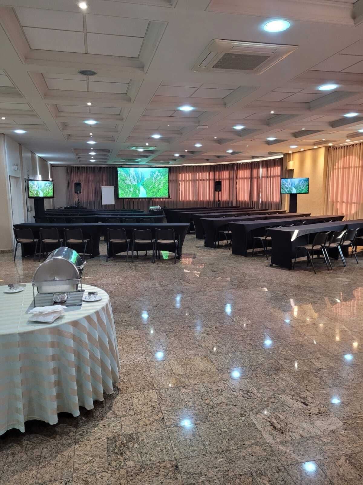 32-inch led tv with cable channels, tv